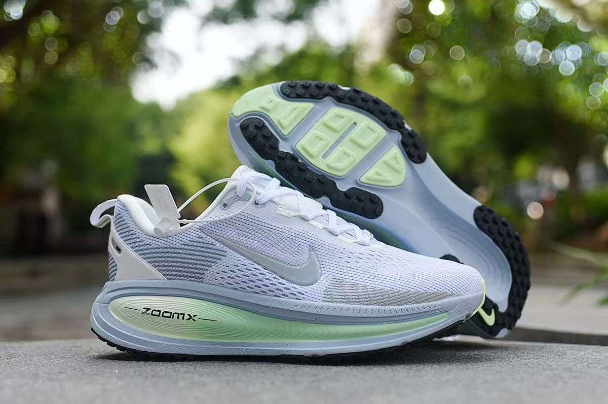 IMG-20250717-WA0001_5d0d5424-f134-4f8e-9da8-0e07e5526d2f Nike Vomero 18 Dusty Olive - Image 1